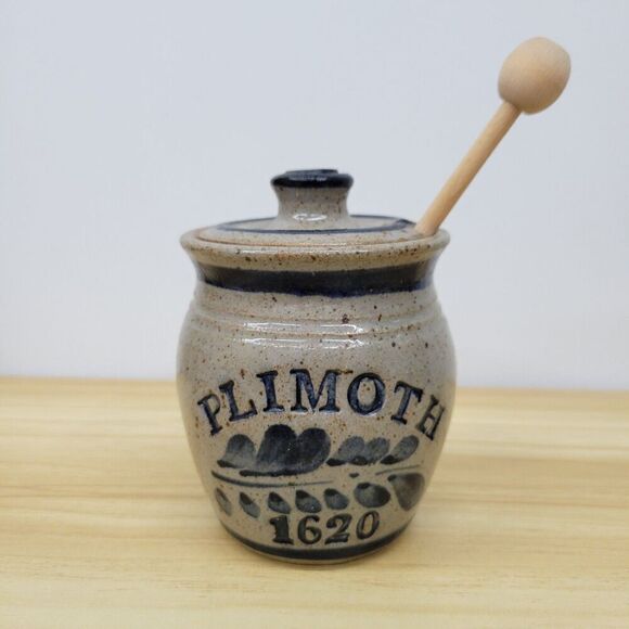 Plimoth 1620 Stoneware Honey Pot with Lid and Dipper – Historic Reproduction - Picture 5 of 12